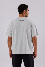 T-shirt Patron gris pour homme – vue de dos avec broderie